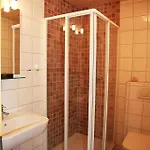 Alpine-lodges Theresia Дом отдыха Kanzelhohe
