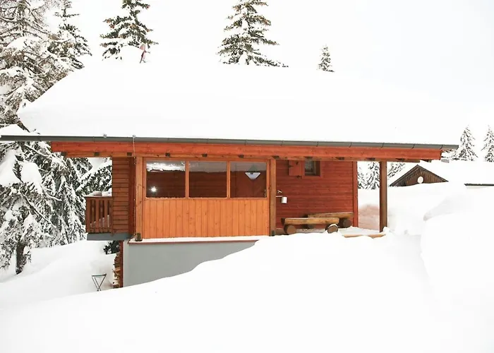 Dom wakacyjny Alpine-lodges Theresia Kanzelhohe